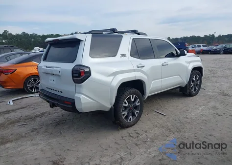 2025 Toyota 4Runner from USA, damaged, VIN JTEZA5BR3S5039016
